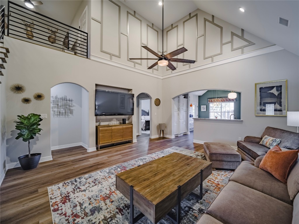 320 Greathouse Village Decatur TX 76234