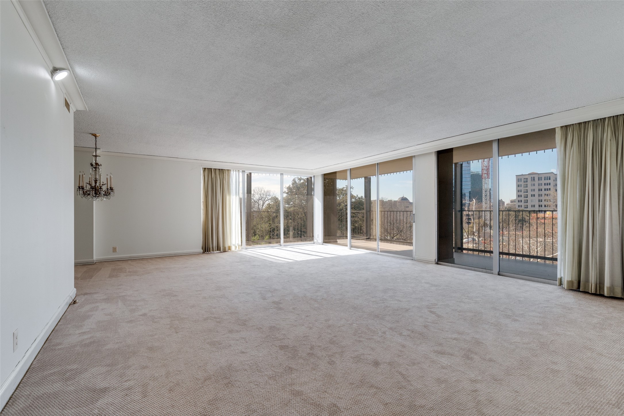 3310 Fairmount Street Dallas TX 75201