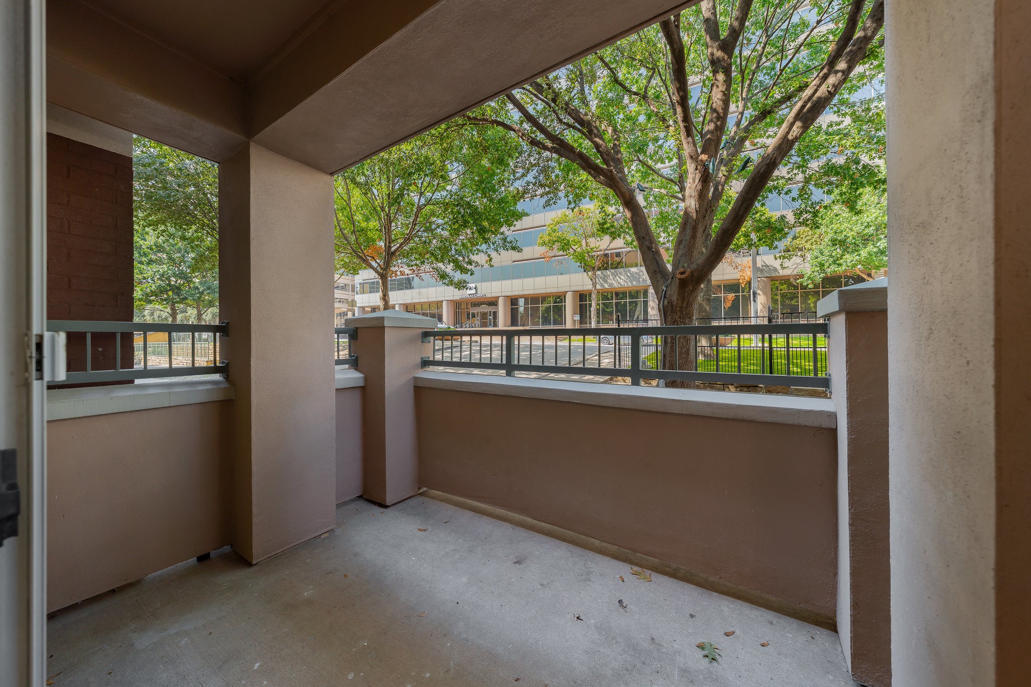 330 Las Colinas Boulevard E Irving TX 75039
