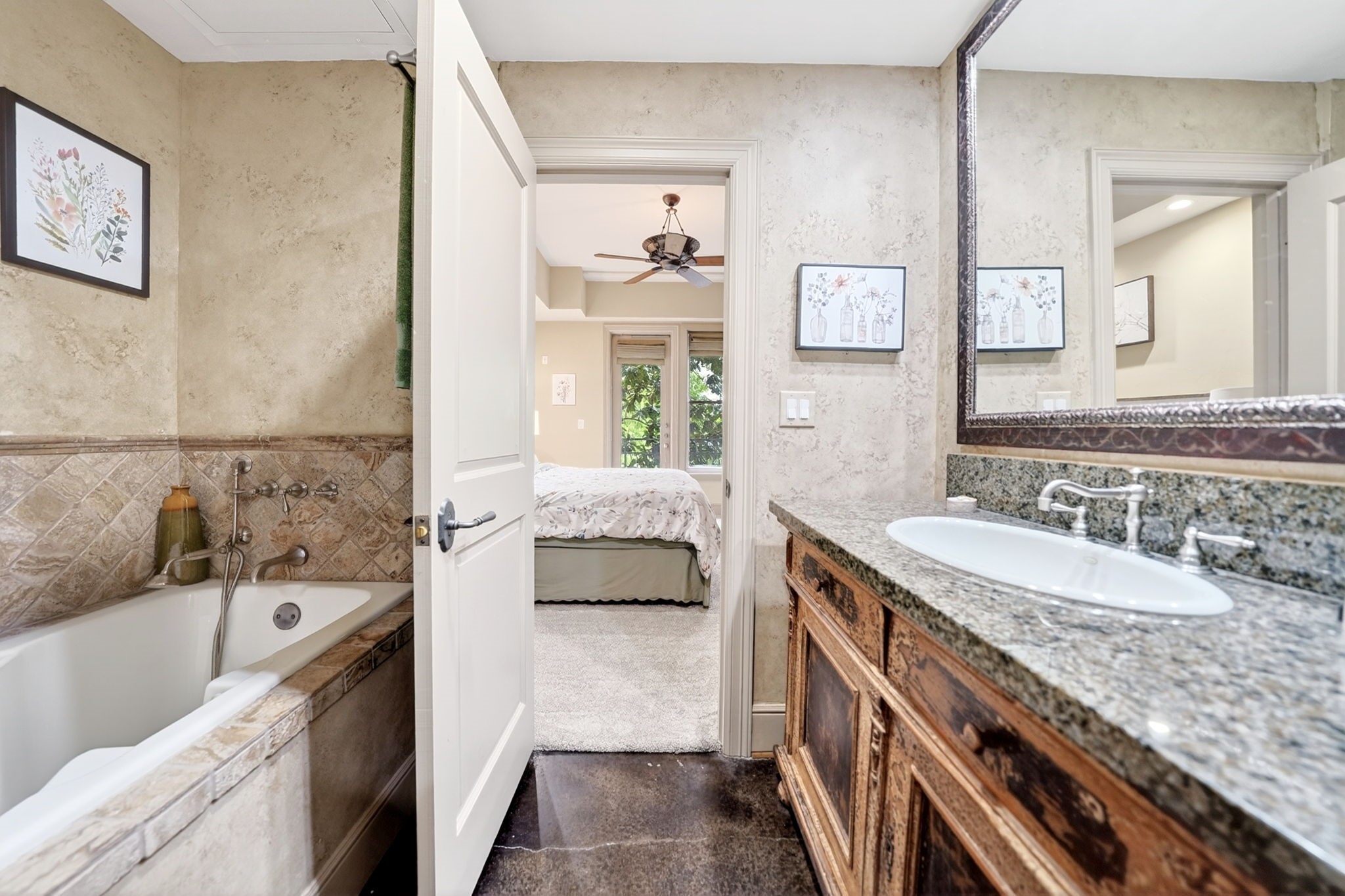 5055 Addison Circle Addison TX 75001