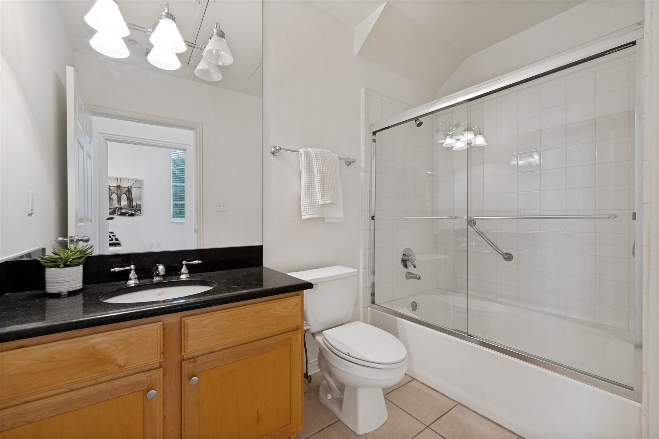 2305 Worthington Street Dallas TX 75204