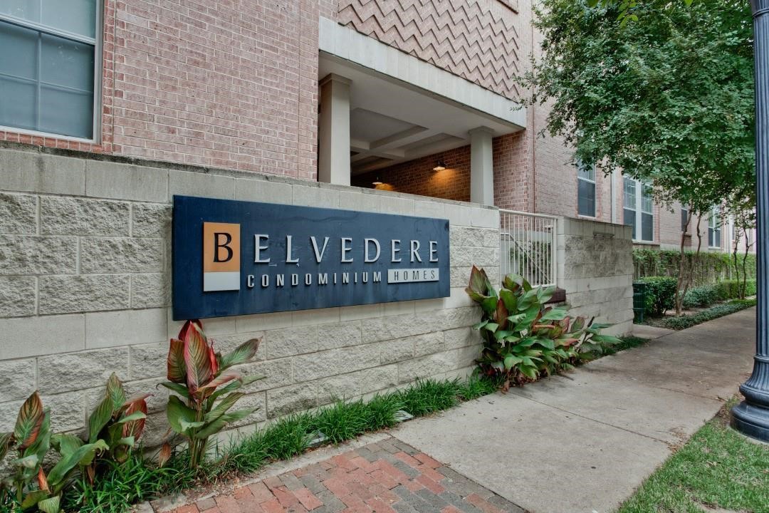 2305 Worthington Street Dallas TX 75204