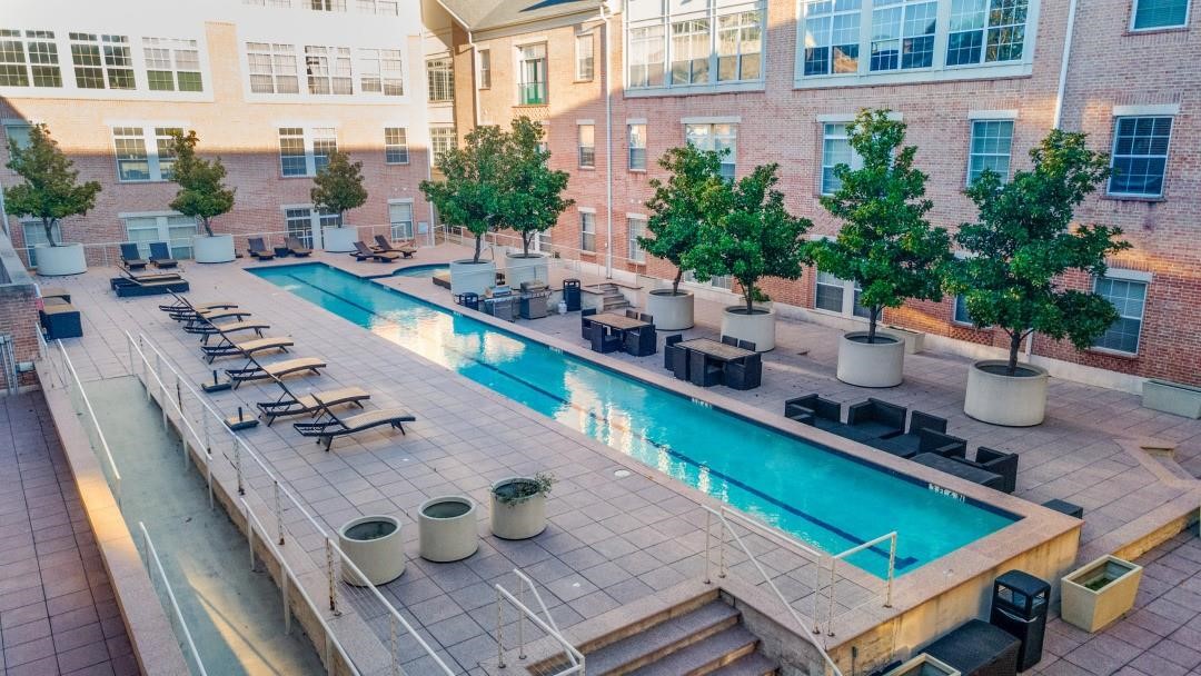 2305 Worthington Street Dallas TX 75204
