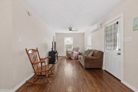 317 Ritchey Street Gainesville TX 76240