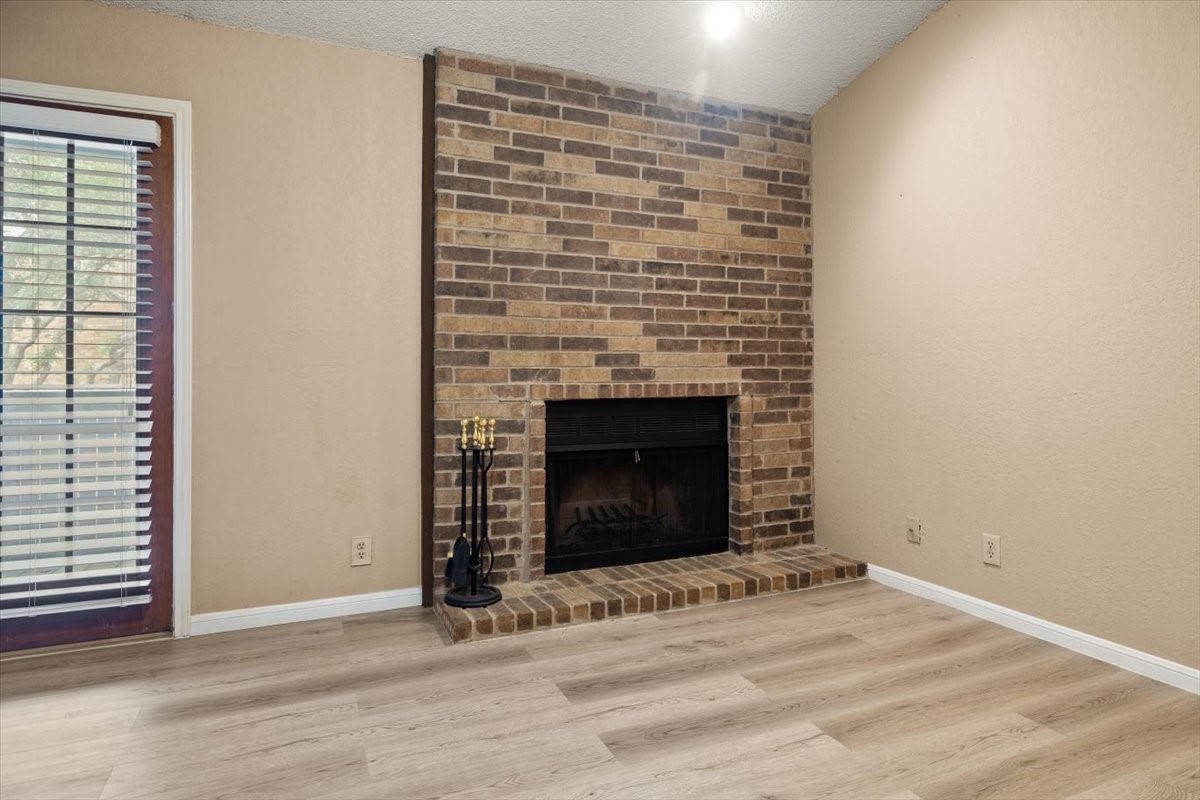 1201 Harwell Drive Arlington TX 76011