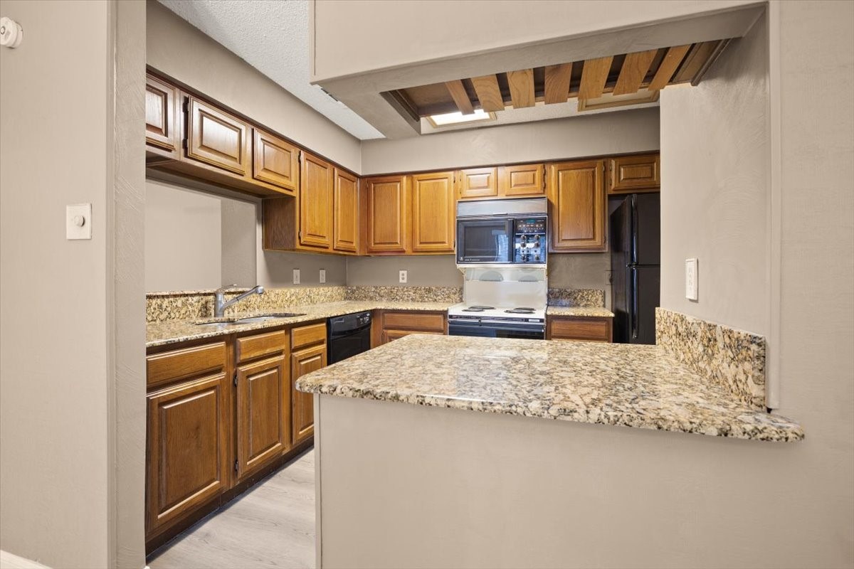 1201 Harwell Drive Arlington TX 76011