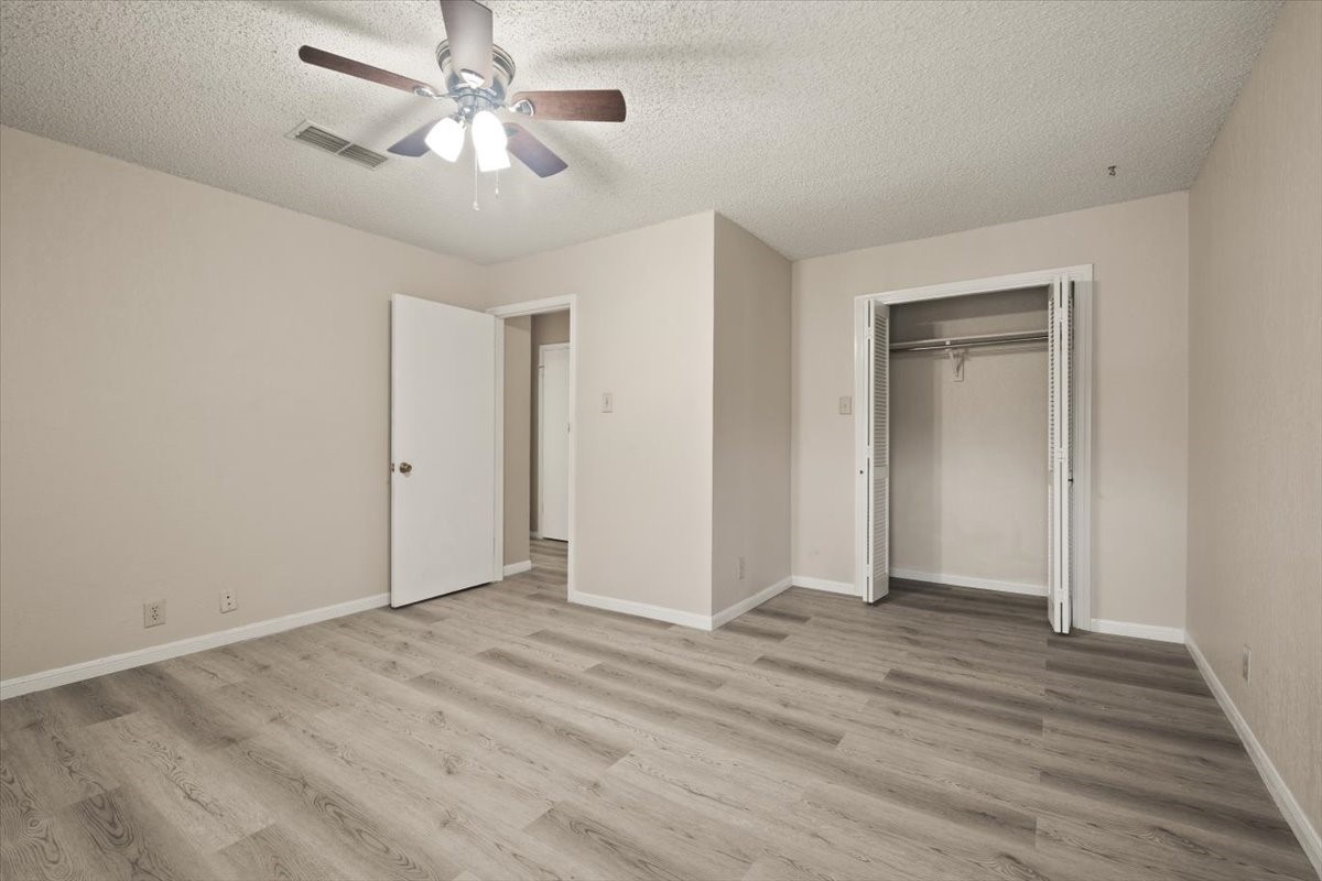 1201 Harwell Drive Arlington TX 76011