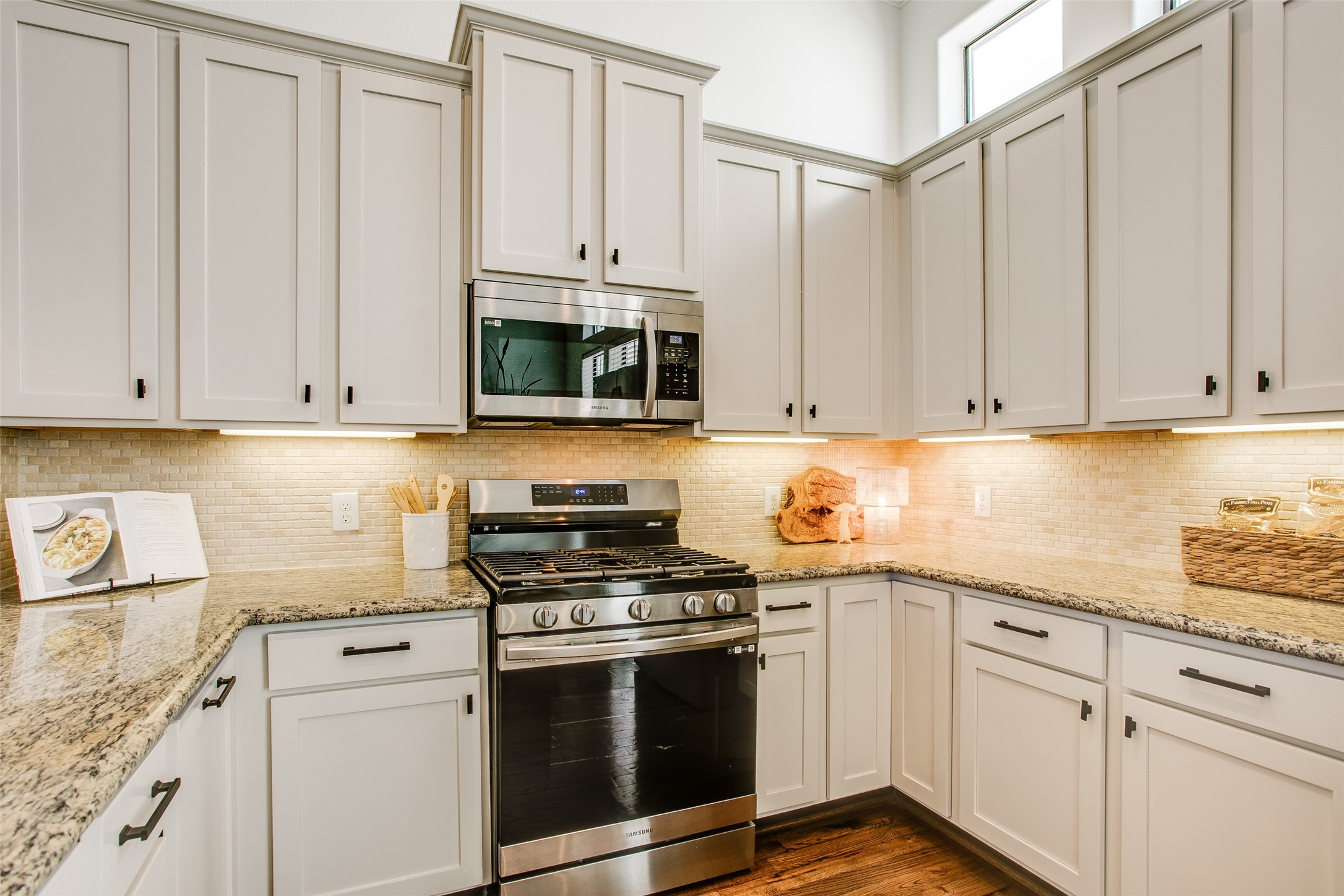 2123 Diversey Street Dallas TX 75201