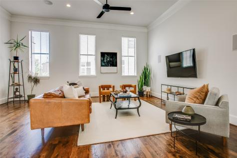 2123 Diversey Street Dallas TX 75201