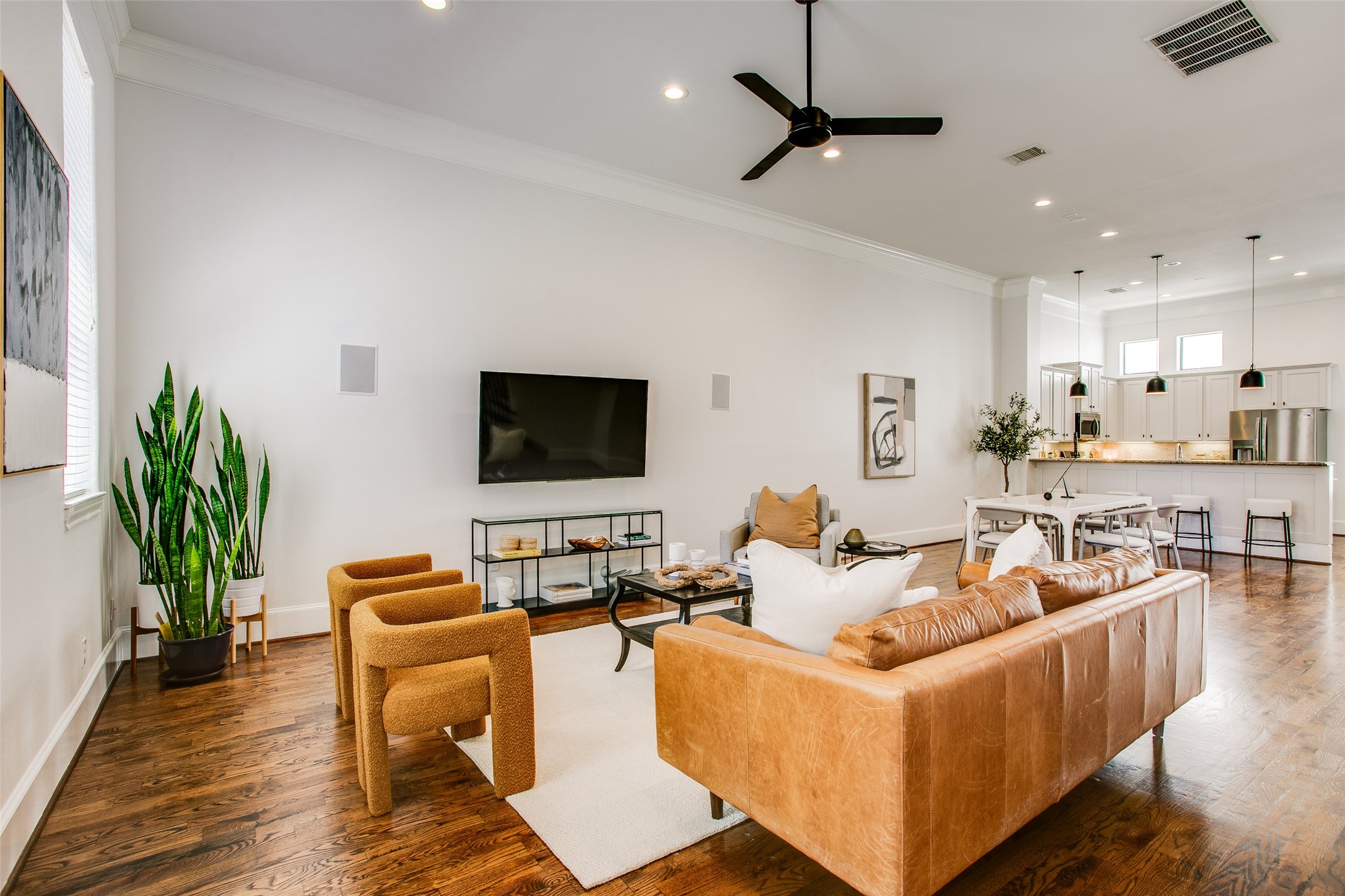 2123 Diversey Street Dallas TX 75201