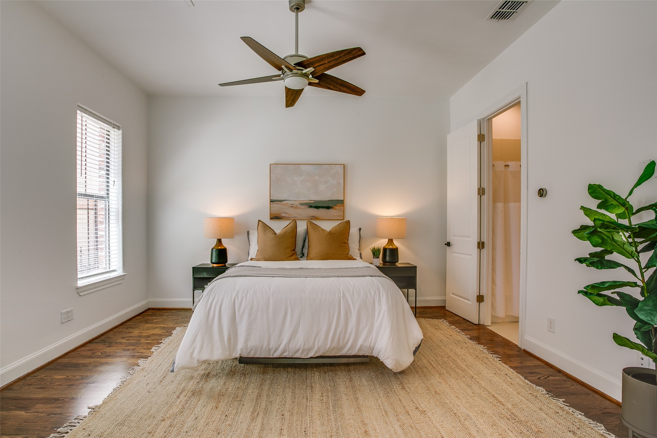 2123 Diversey Street Dallas TX 75201