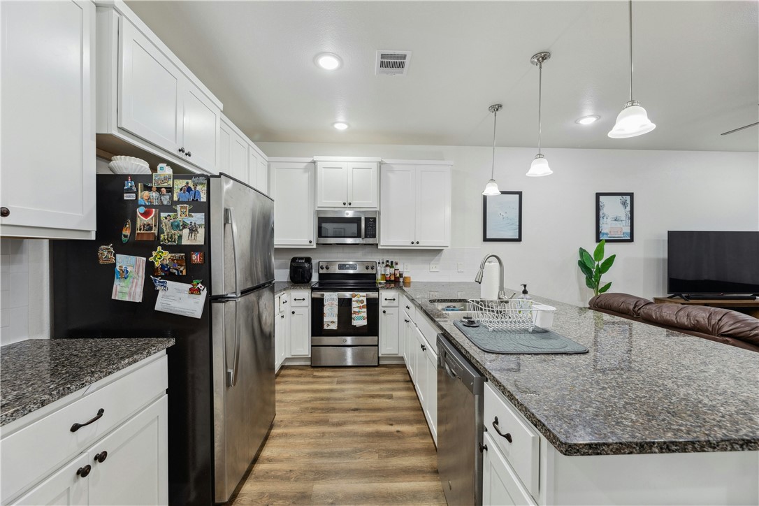 1952 Royal Loop Belton TX 76513