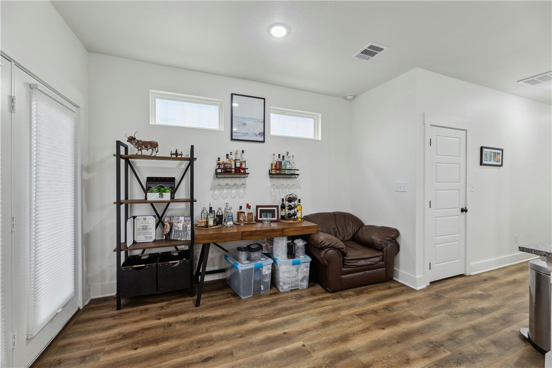 1952 Royal Loop Belton TX 76513
