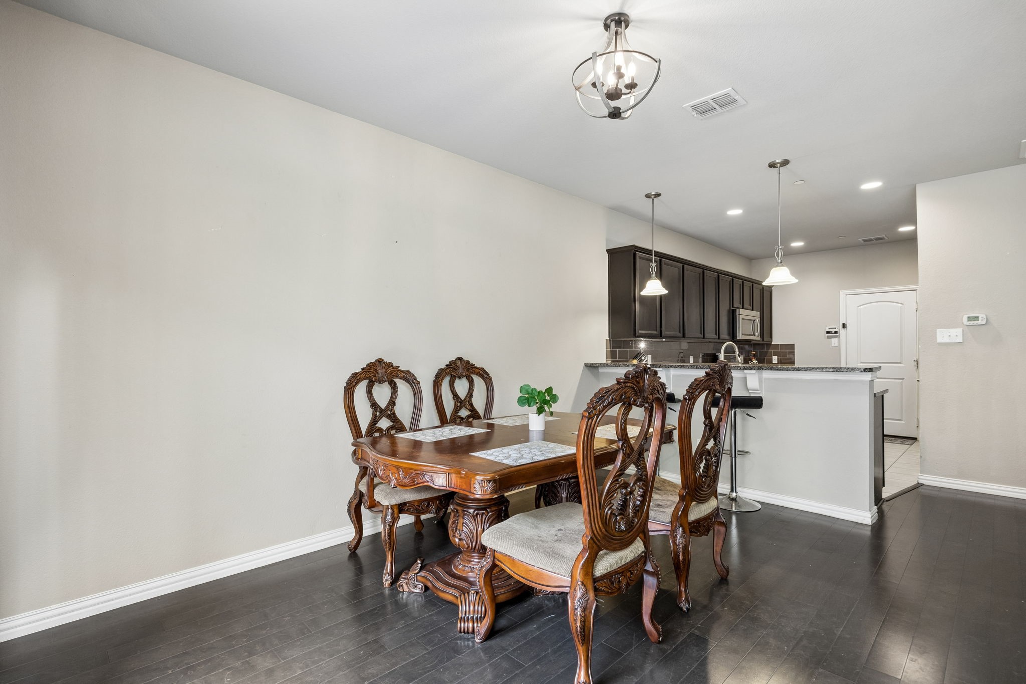 404 Dublin Street Lewisville TX 75067