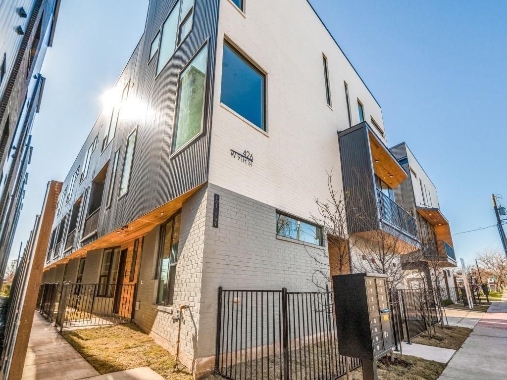 426 W 9th Street Dallas TX 75208