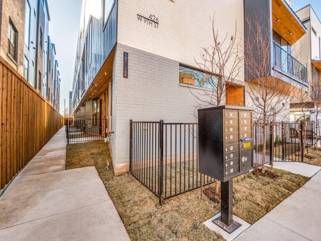 426 W 9th Street Dallas TX 75208
