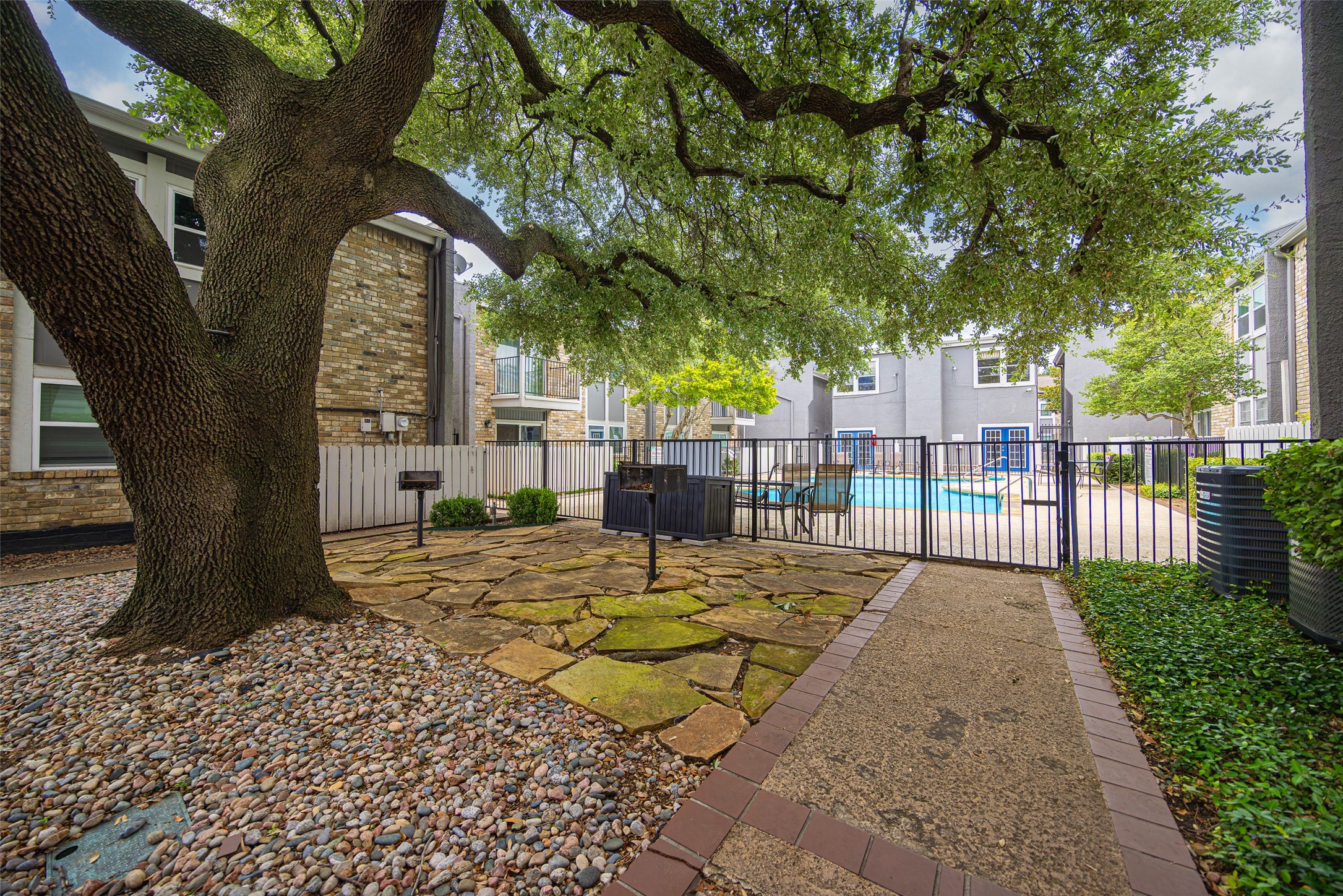 5105 Skillman Street Dallas TX 75206