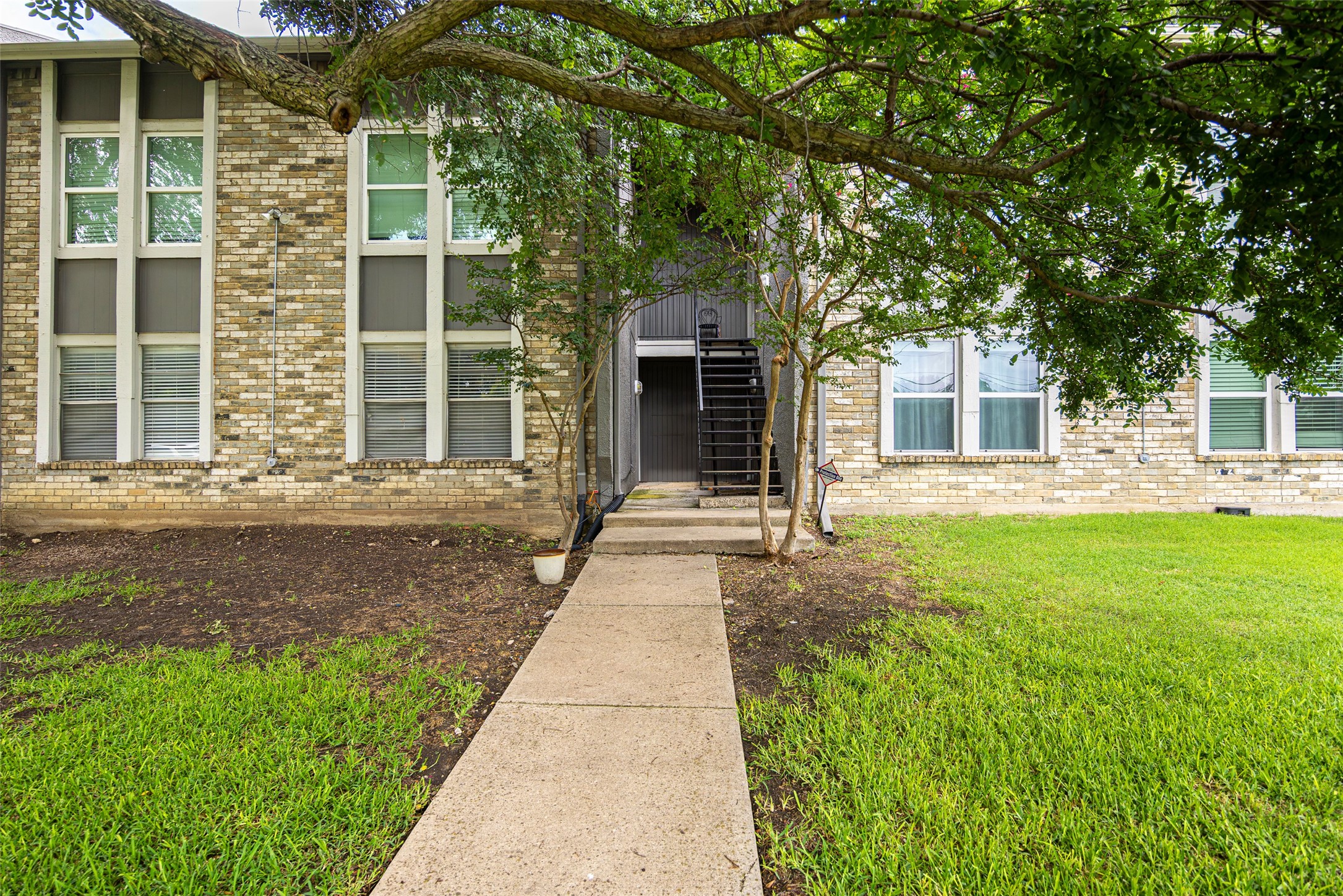 5105 Skillman Street Dallas TX 75206