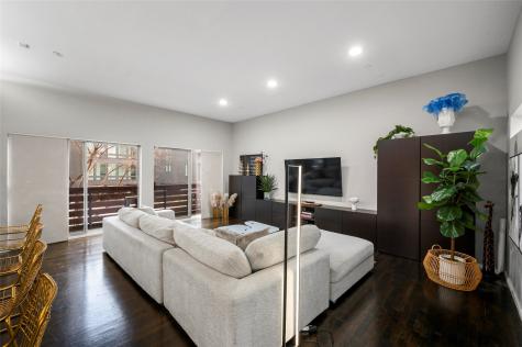 5205 Capitol Avenue Dallas TX 75206