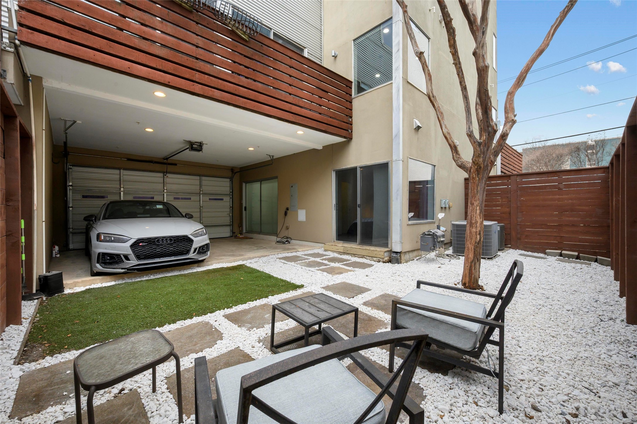 5205 Capitol Avenue Dallas TX 75206