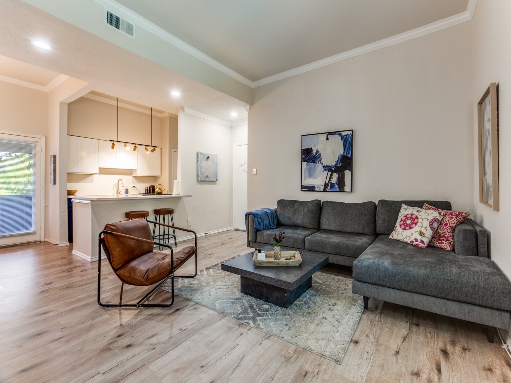 10436 High Hollows Drive Dallas TX 75230