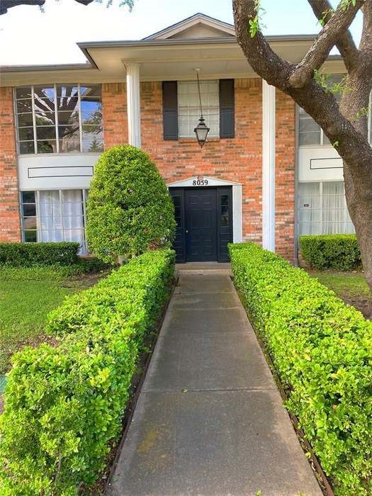 8057 Meadow Road Dallas TX 75231