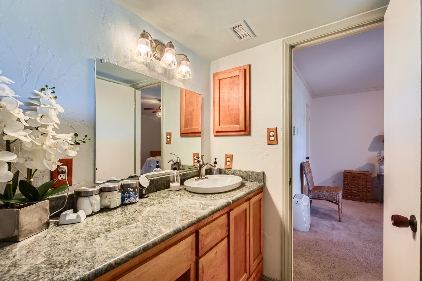 511 Towne House Lane Richardson TX 75081
