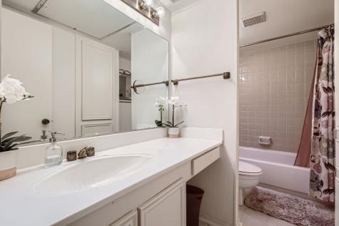 511 Towne House Lane Richardson TX 75081