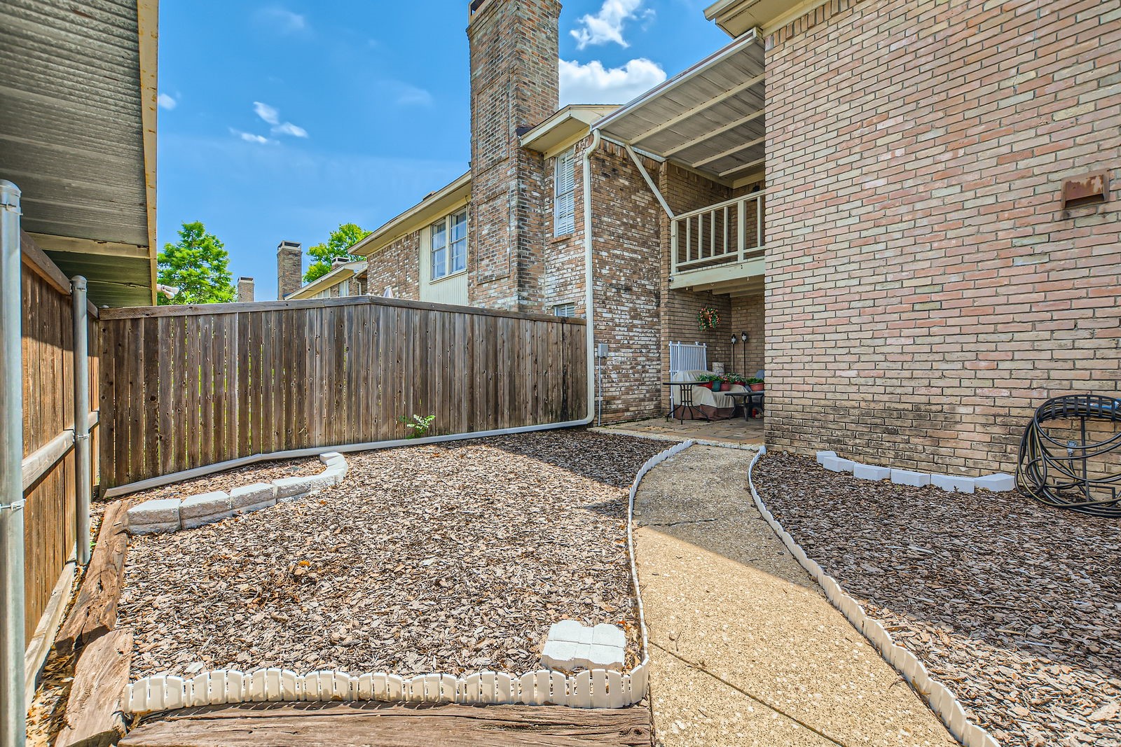 511 Towne House Lane Richardson TX 75081