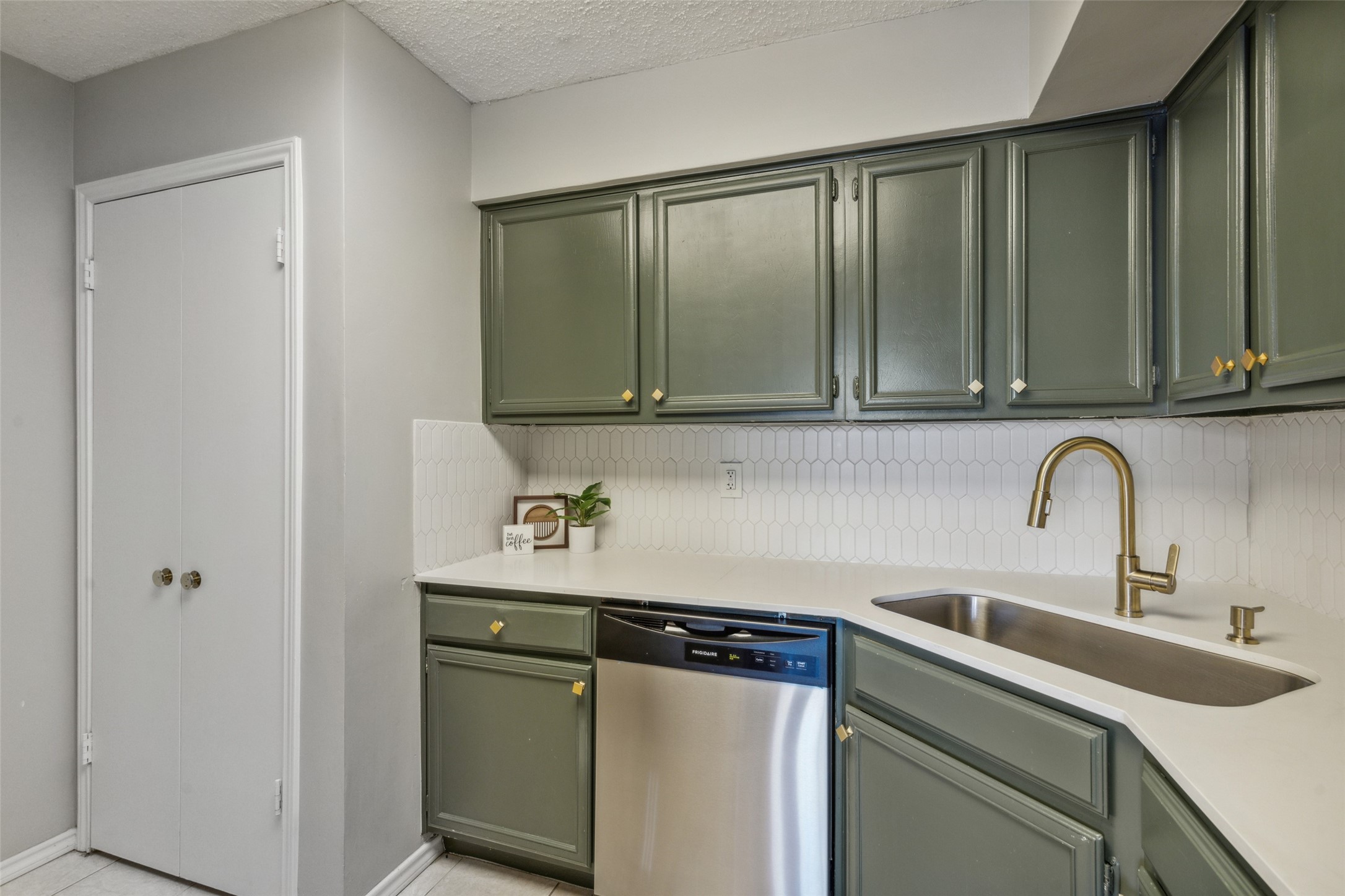 15151 Berry Trail Dallas TX 75248