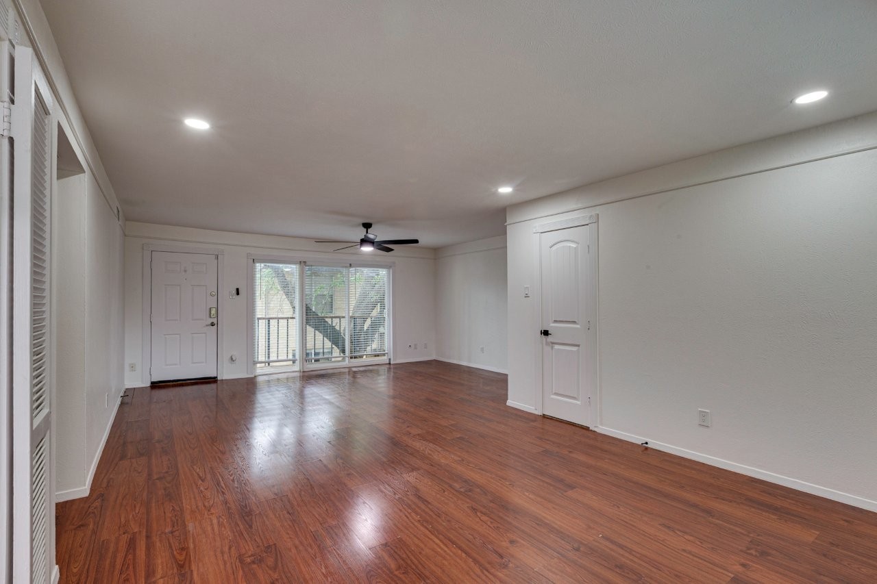 6620 Eastridge Drive Dallas TX 75231