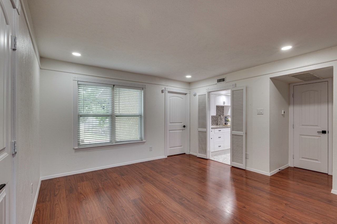 6620 Eastridge Drive Dallas TX 75231
