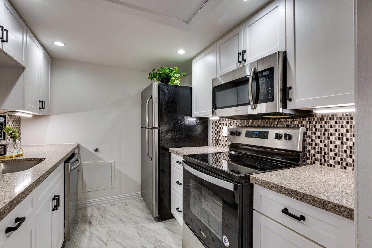 6620 Eastridge Drive Dallas TX 75231