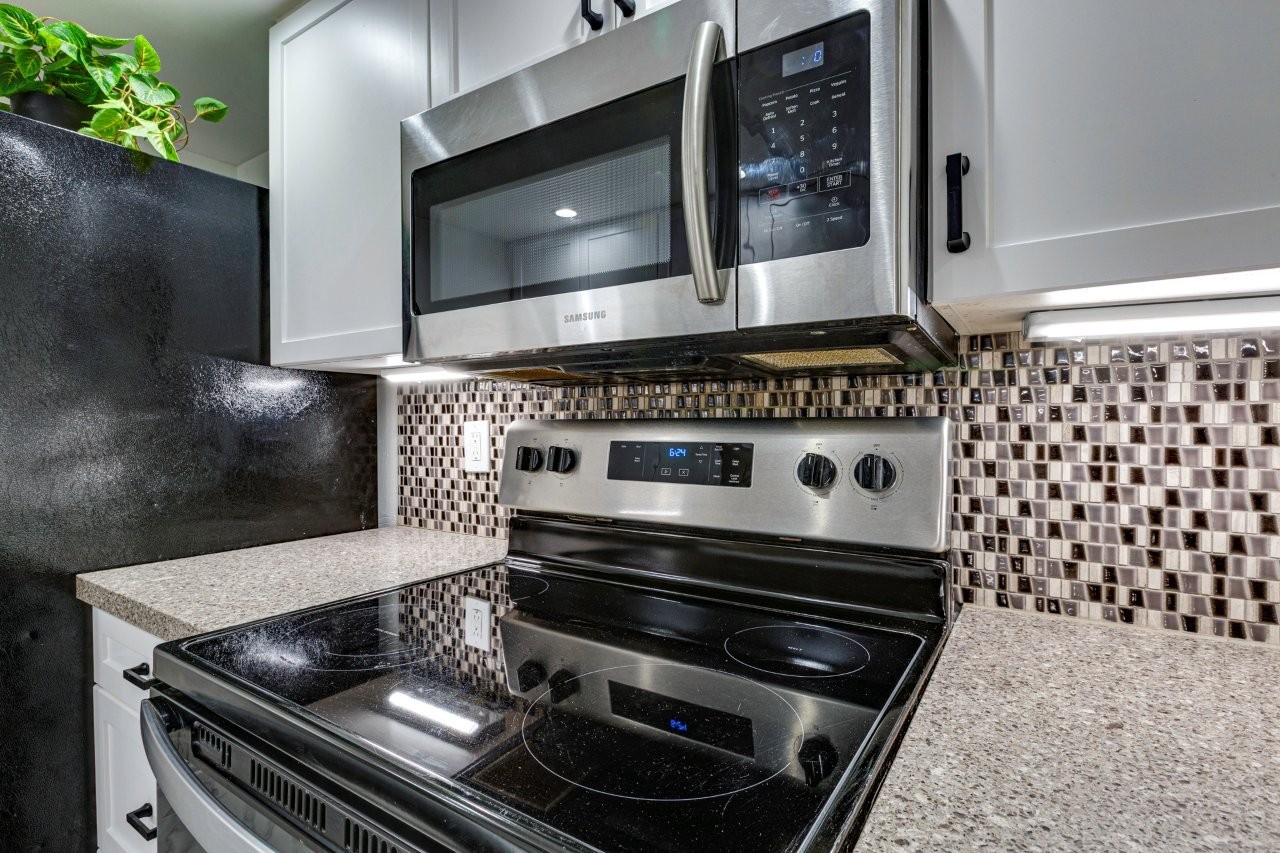 6620 Eastridge Drive Dallas TX 75231