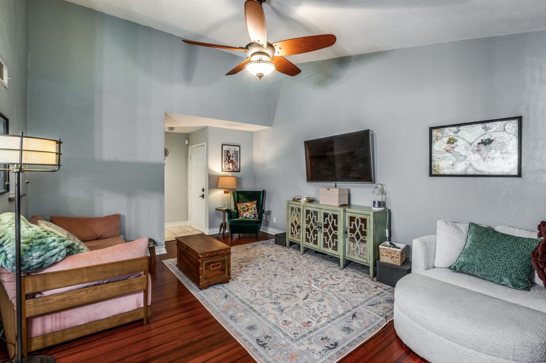 1603 Marsh Lane Carrollton TX 75006