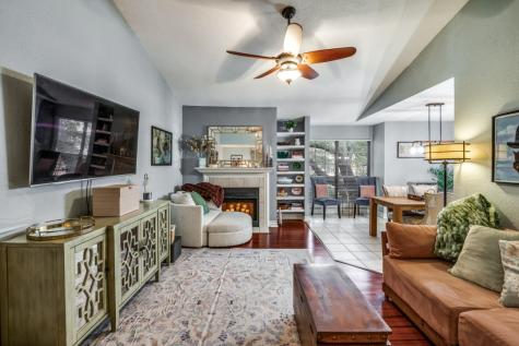 1603 Marsh Lane Carrollton TX 75006