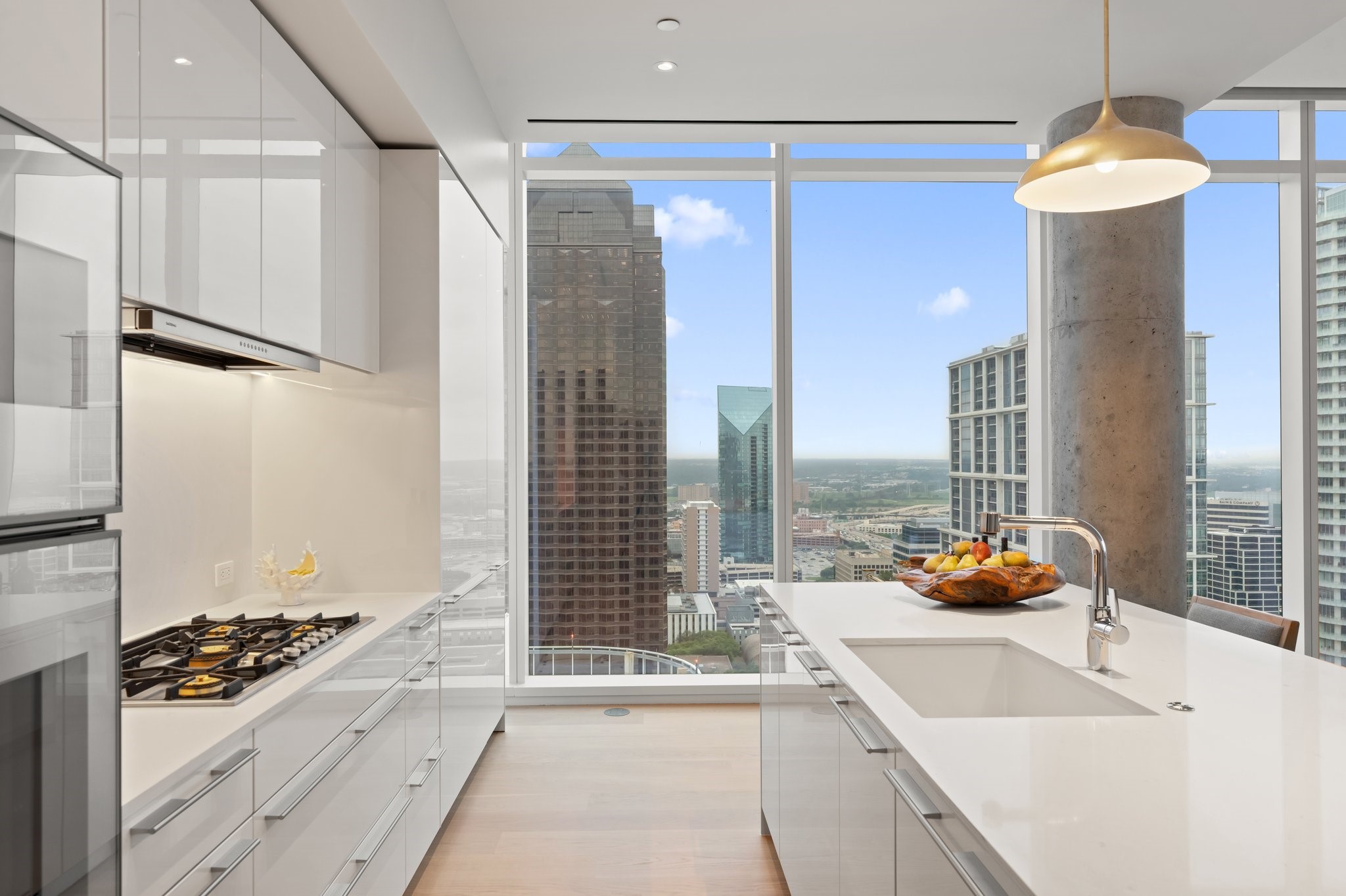 1747 Leonard Street Dallas TX 75201