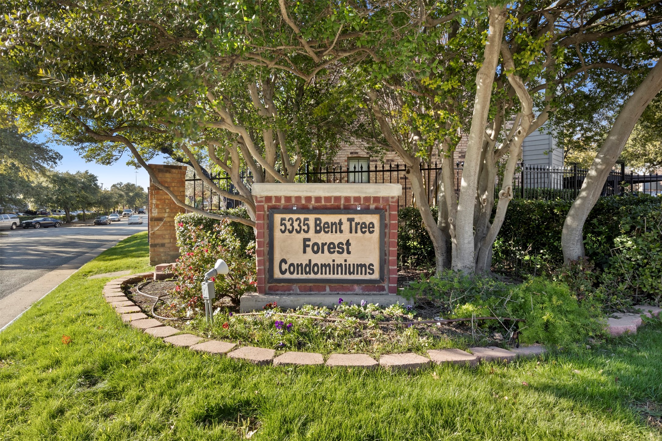 5335 Bent Tree Forest Drive Dallas TX 75248