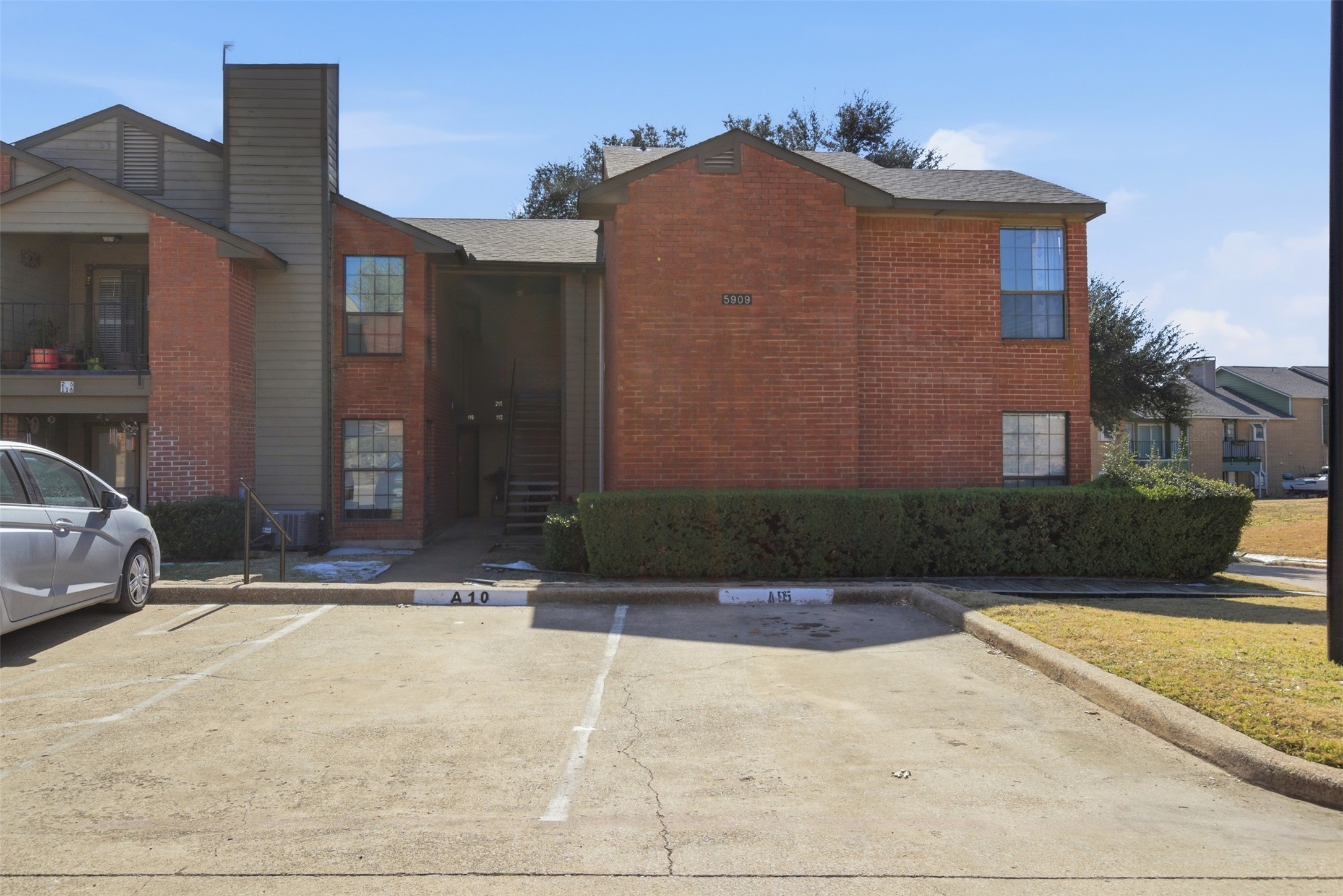 5909 Lake Hubbard Parkway Garland TX 75043