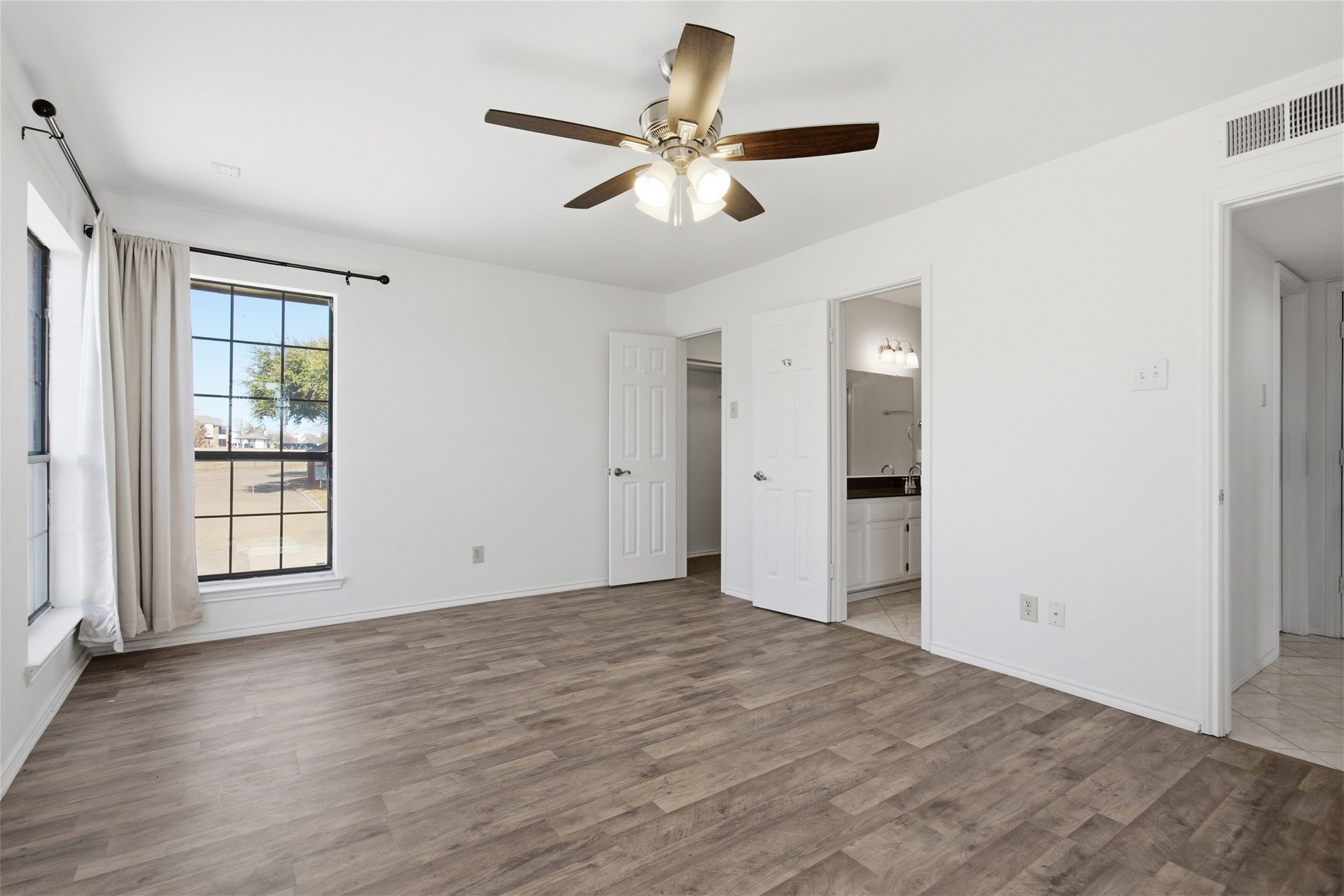 5909 Lake Hubbard Parkway Garland TX 75043