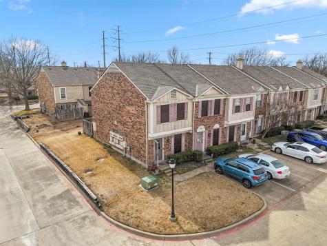621 Carriagehouse Lane Garland TX 75040