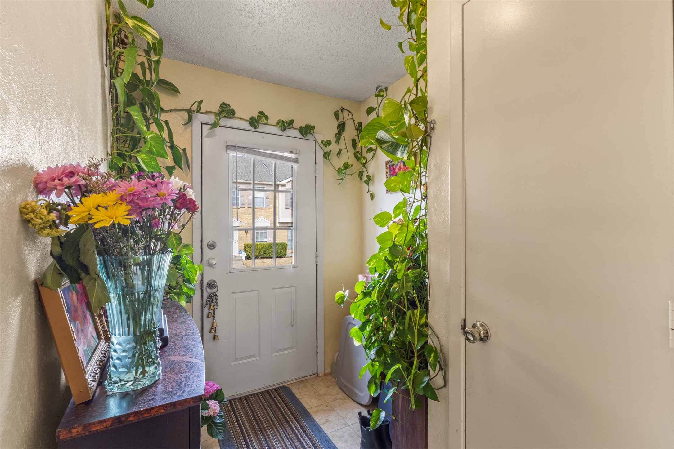 621 Carriagehouse Lane Garland TX 75040