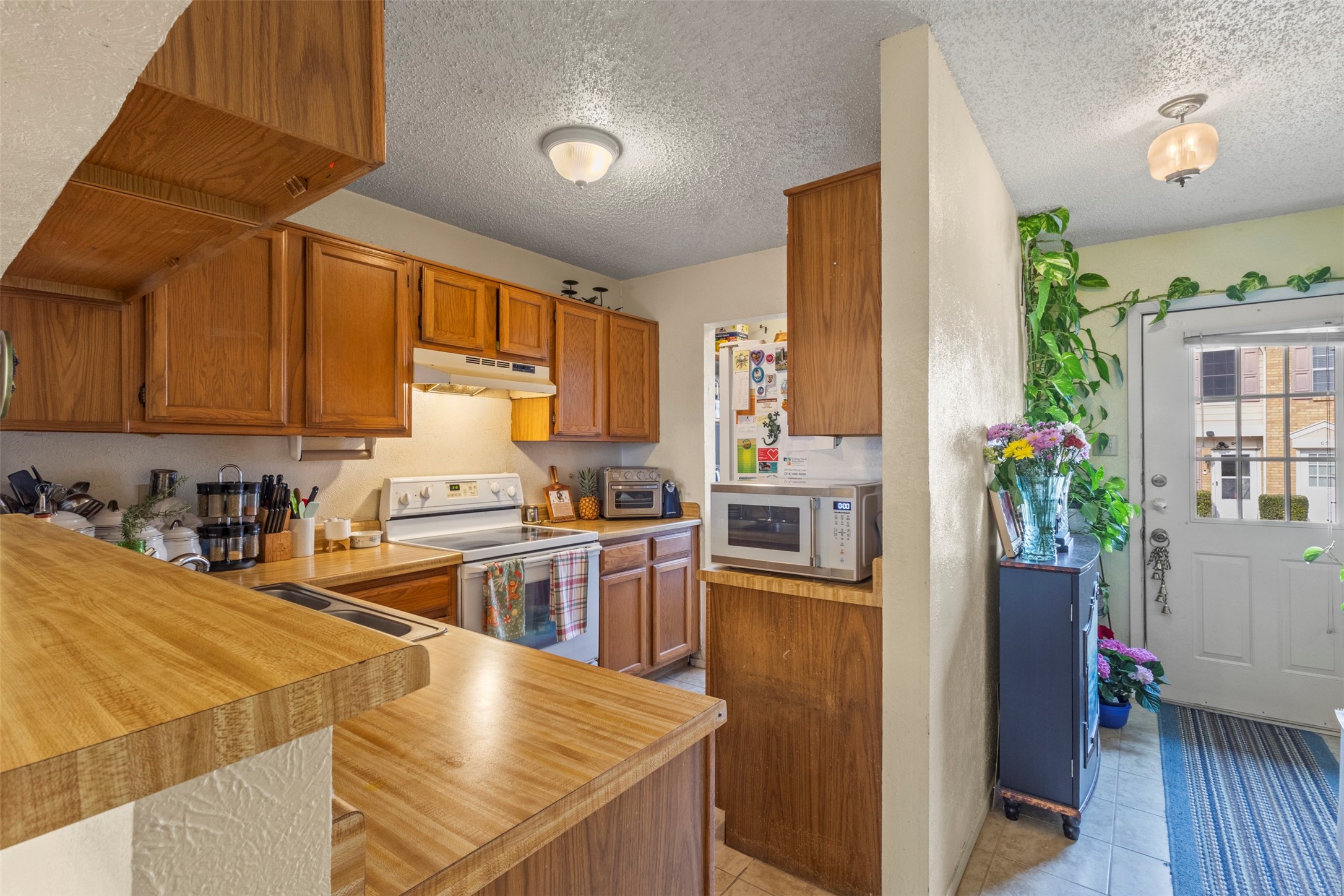 621 Carriagehouse Lane Garland TX 75040