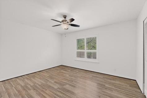7506 W Northwest Highway Dallas TX 75225