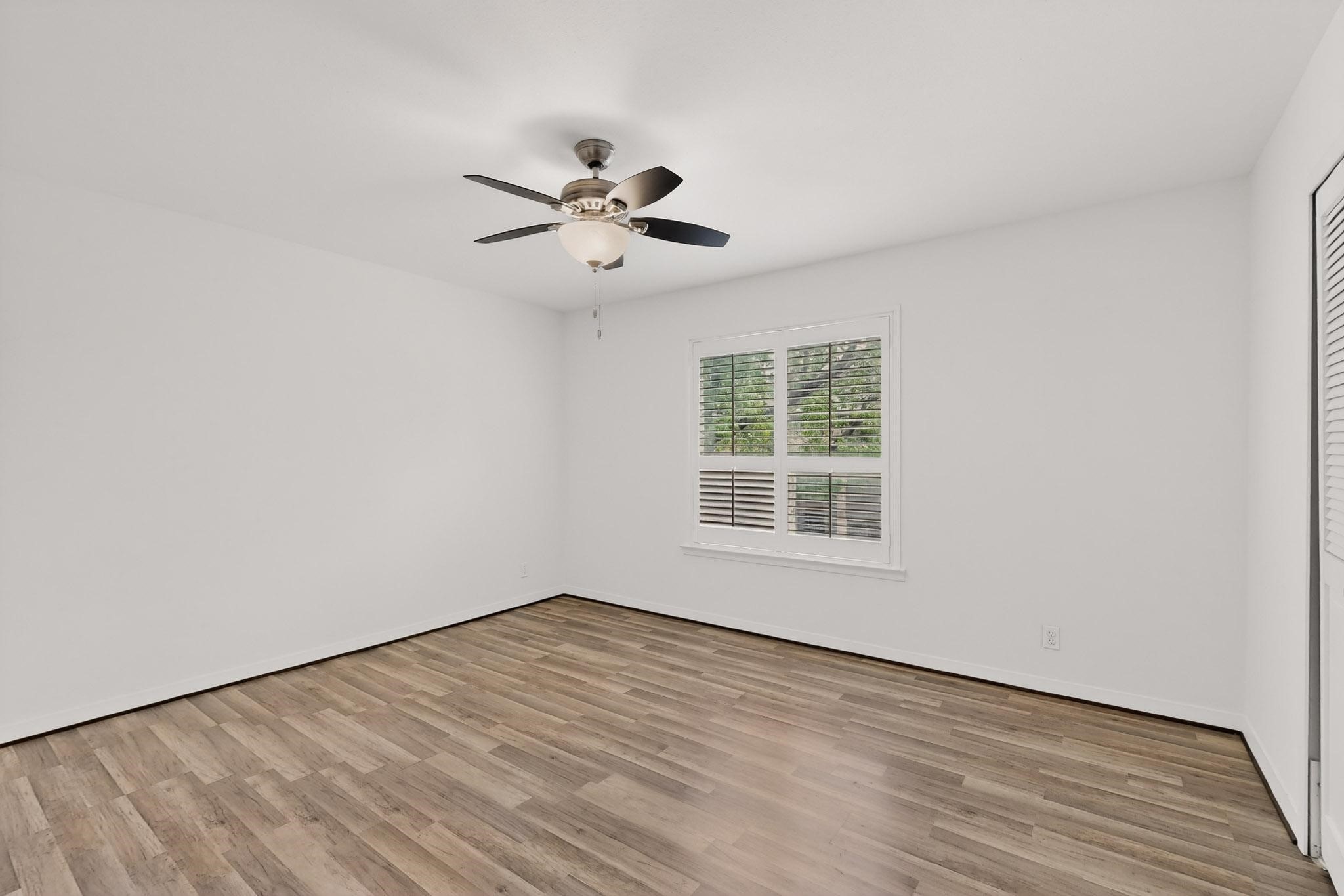 7506 W Northwest Highway Dallas TX 75225