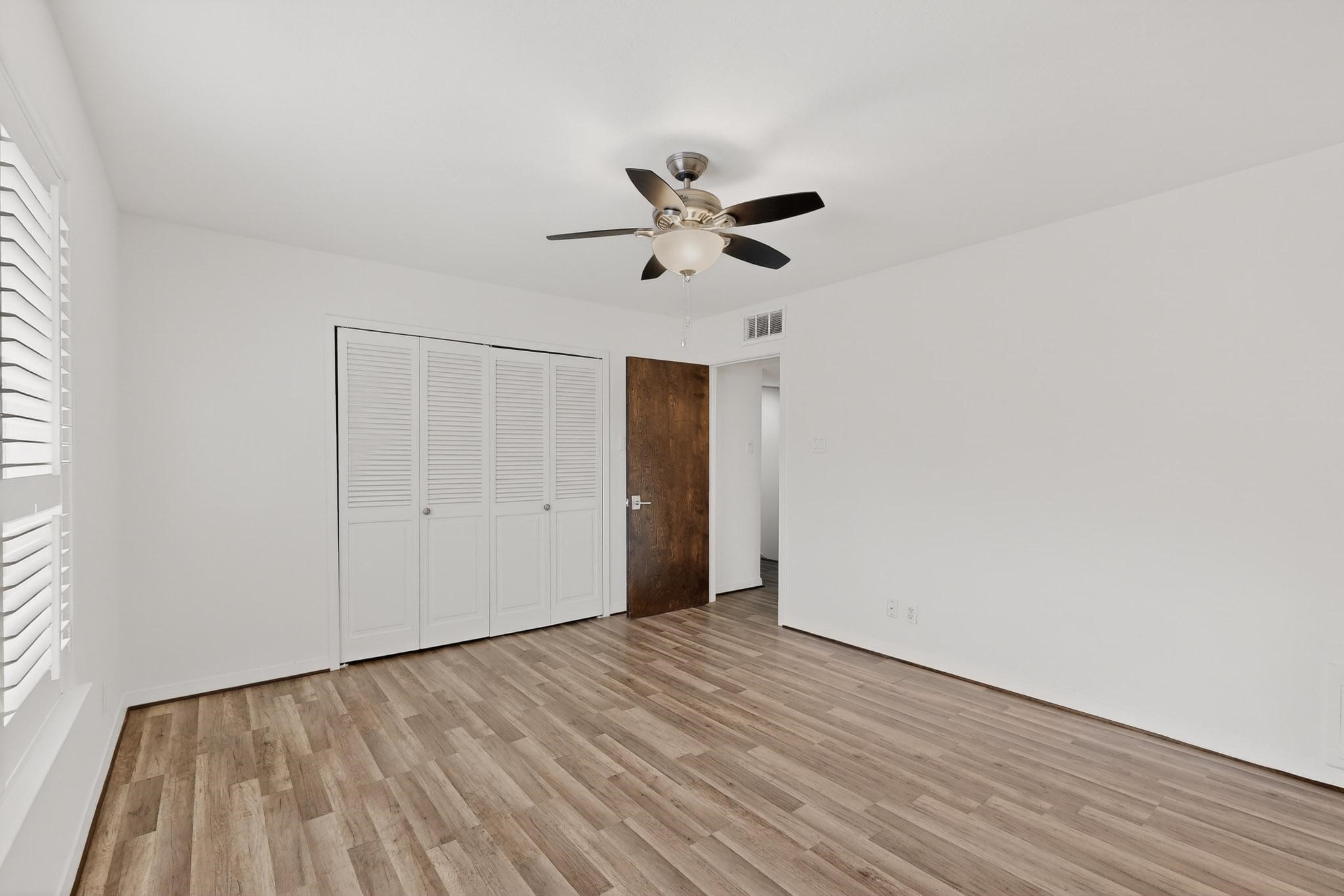 7506 W Northwest Highway Dallas TX 75225
