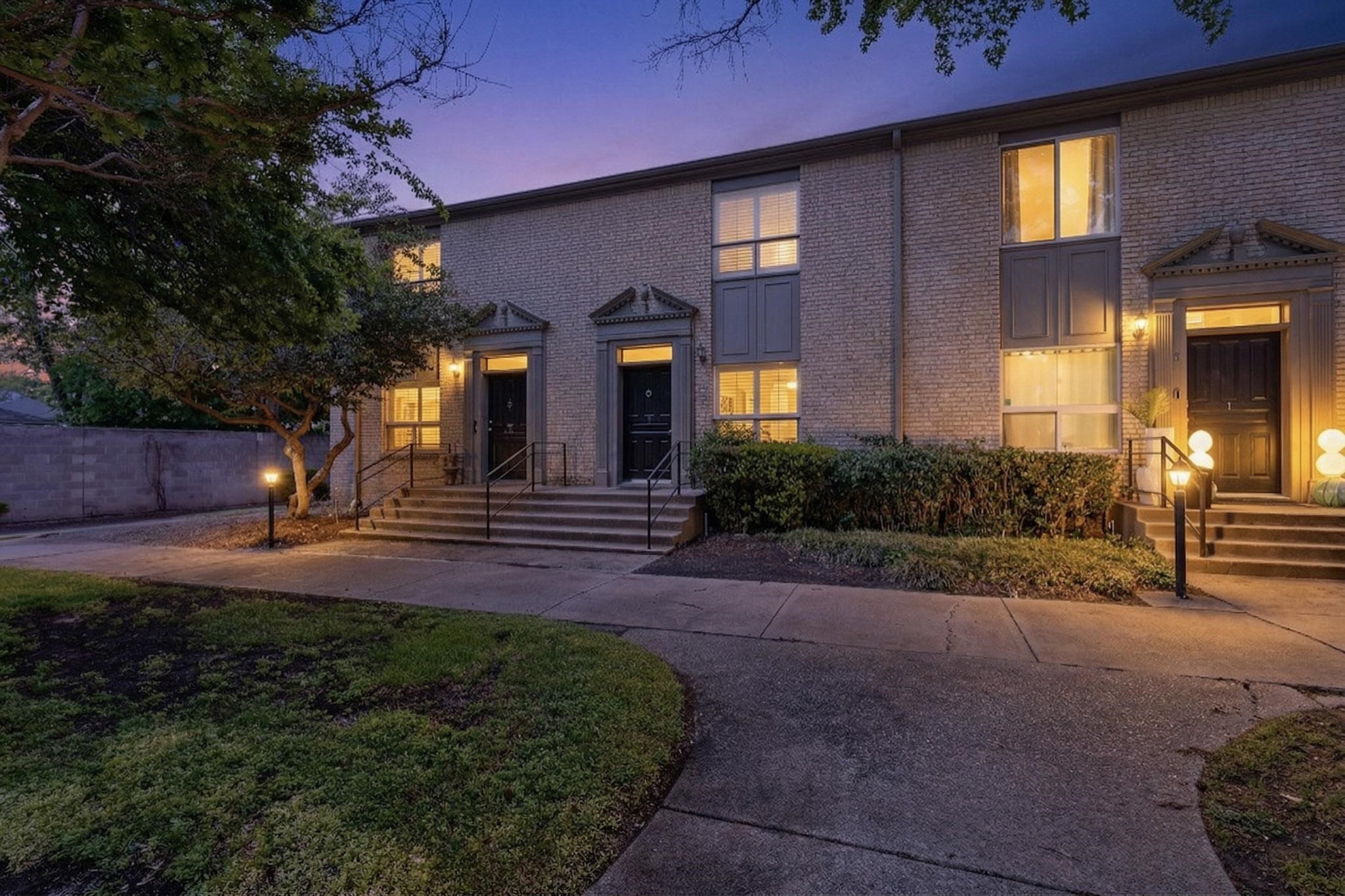 7506 W Northwest Highway Dallas TX 75225