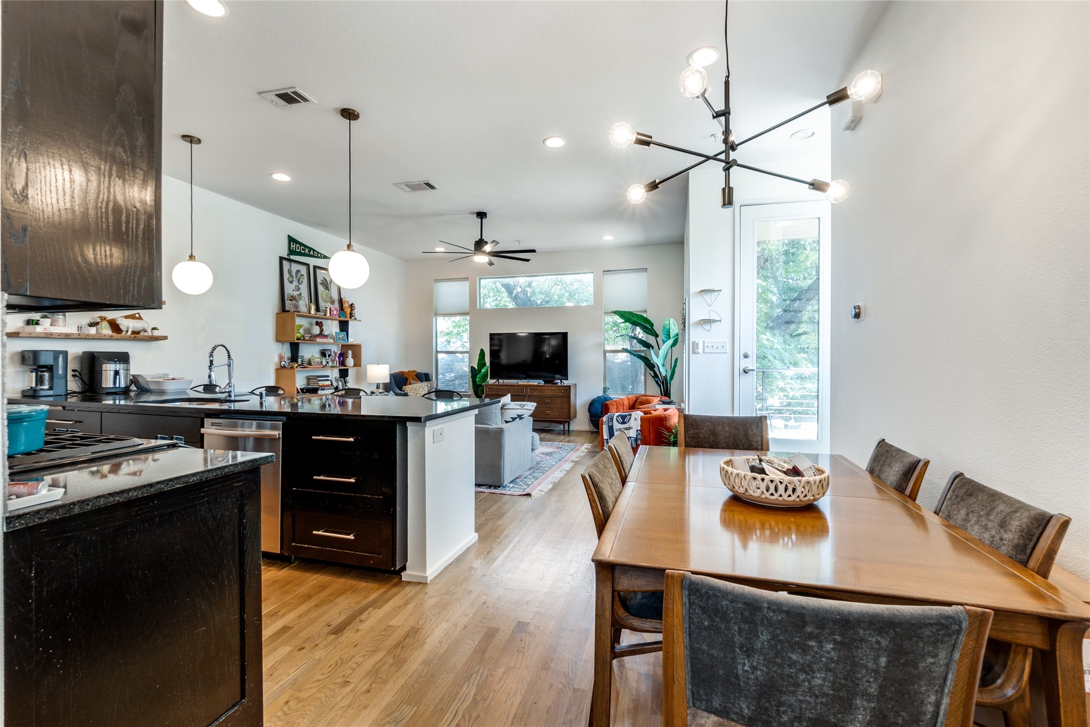 5807 Hudson Street Dallas TX 75206