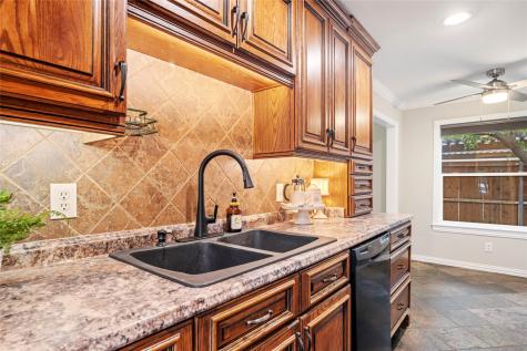 13571 Waterfall Way Dallas TX 75240