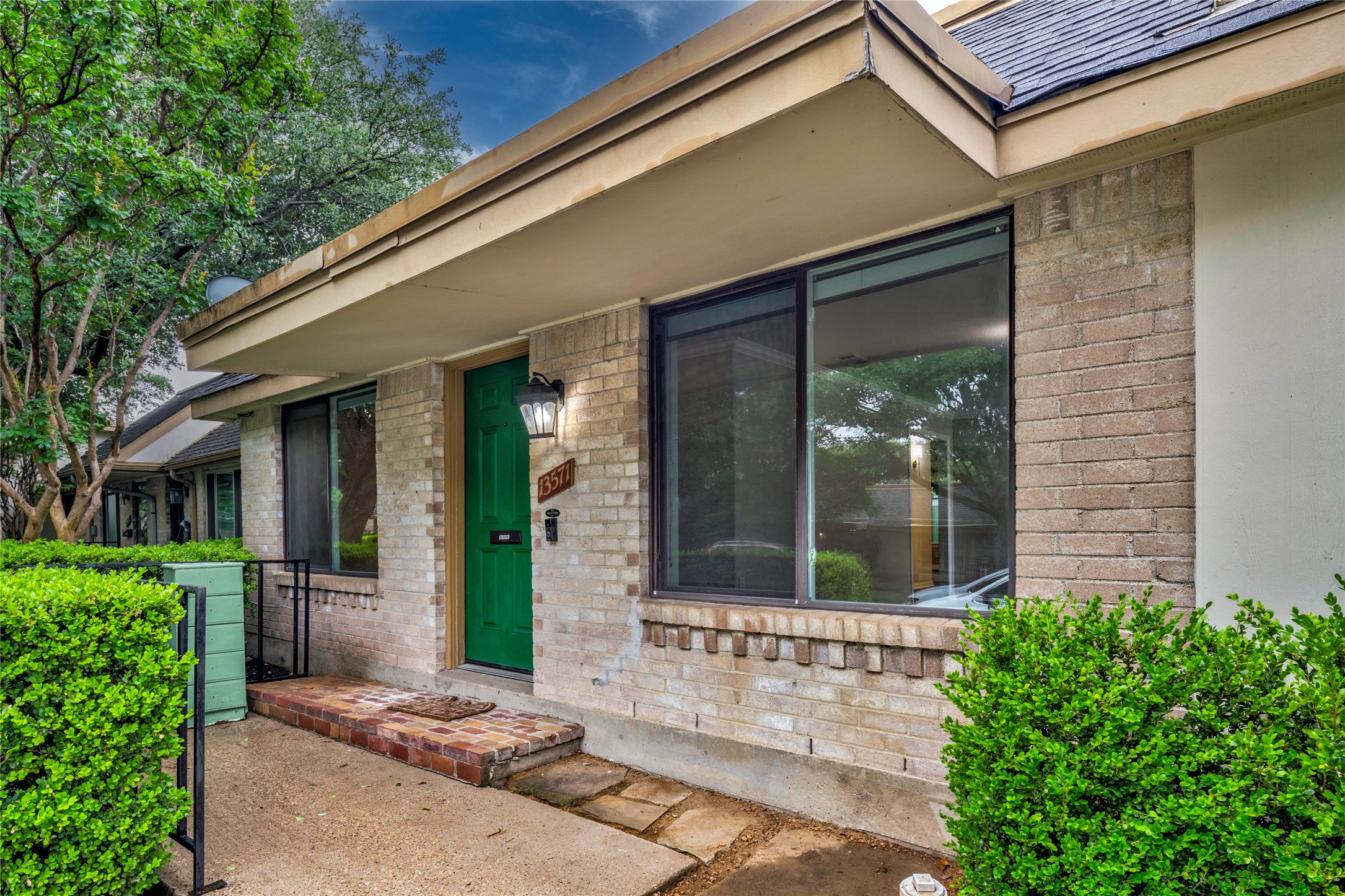 13571 Waterfall Way Dallas TX 75240